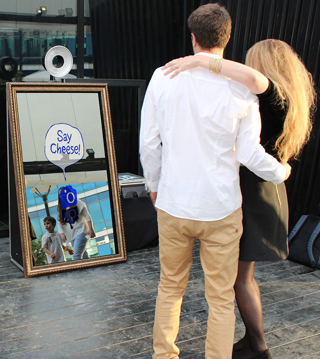 Mirror Me Photo Booth Rentals Maryland